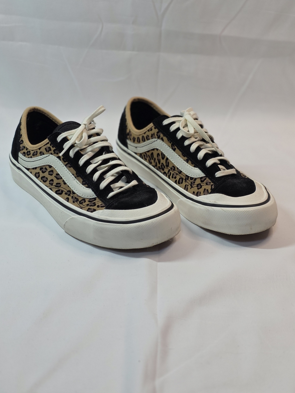 Vans Style 36 DECON SF "Mini Leopard" Women's Size 8